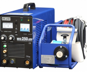 Thiết bị công nghiệp Đức Tâm chuyên cung cấp MÁY HÀN MIG/CO2